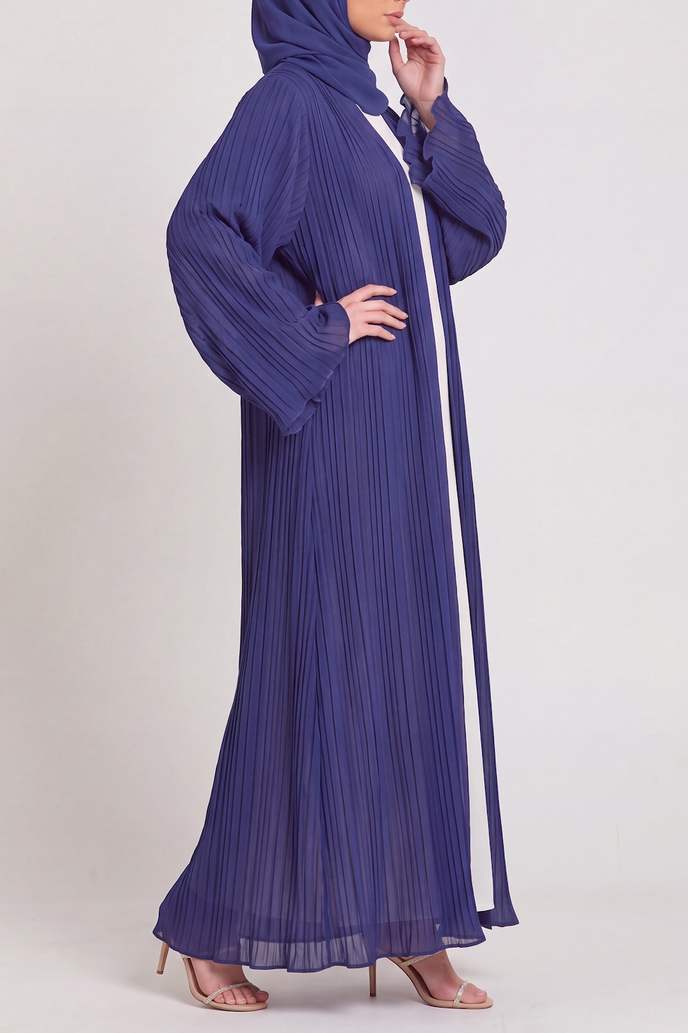 Royal Blue Pleated Abaya - Image 2